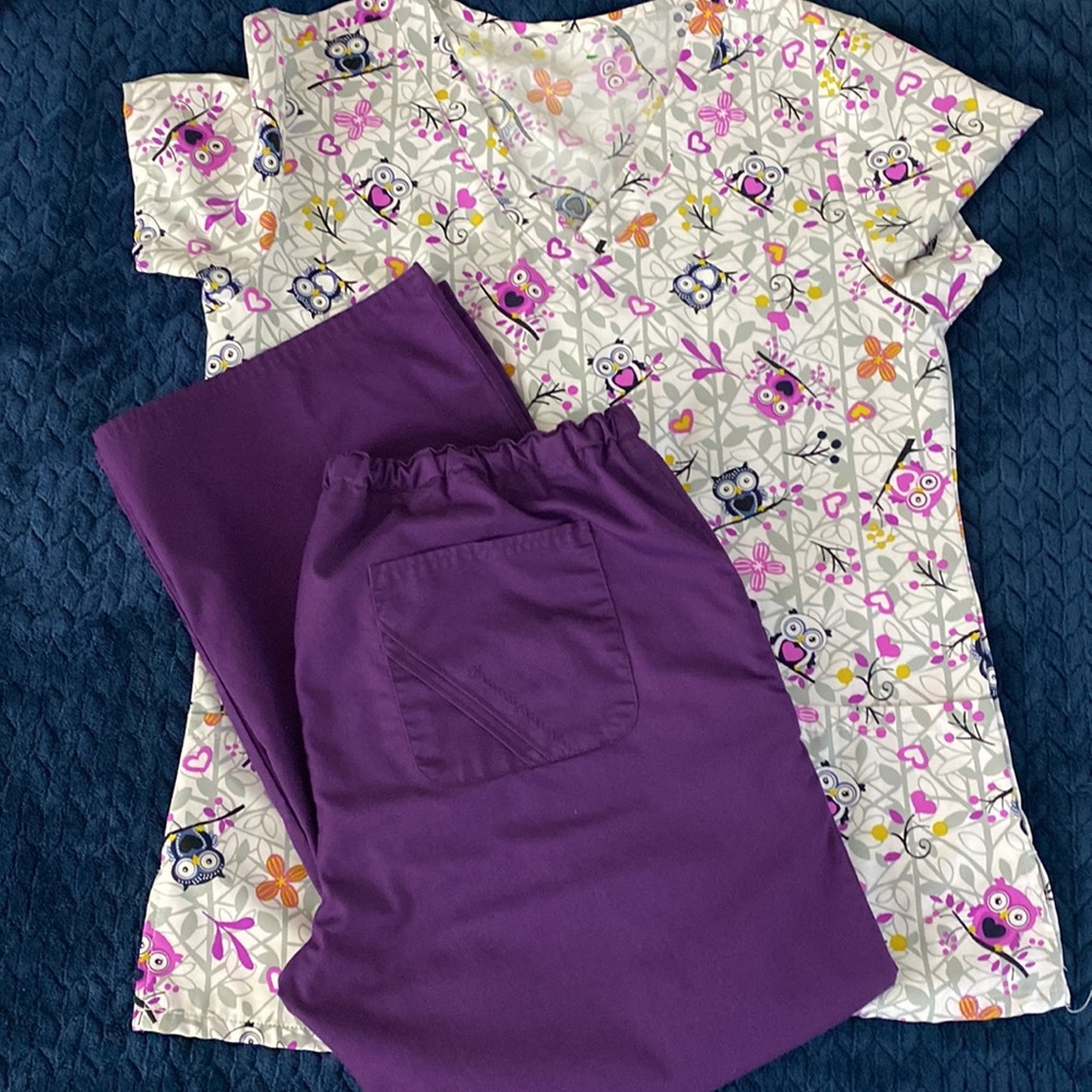 Scrub set, purple